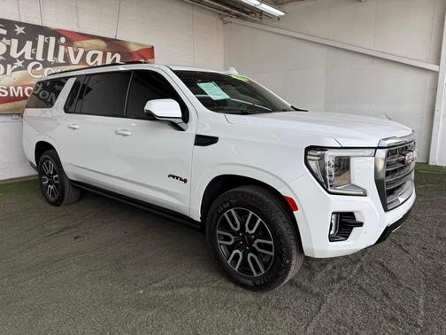 2023 GMC Yukon XL AT4