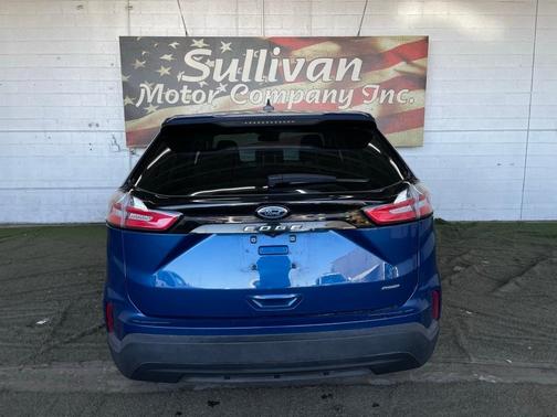 2022 Ford Edge SE