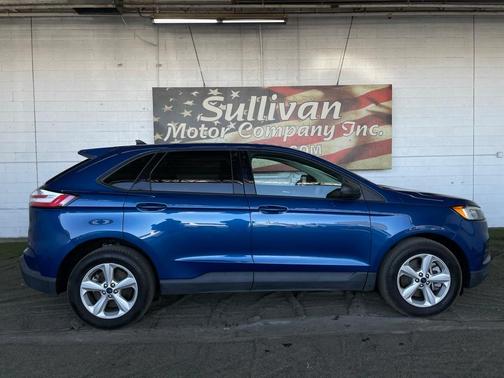 2022 Ford Edge SE