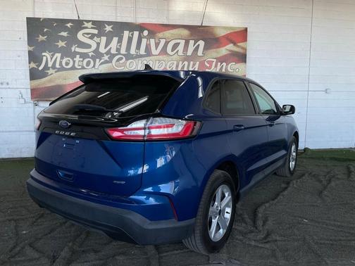 2022 Ford Edge SE