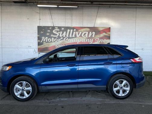 2022 Ford Edge SE