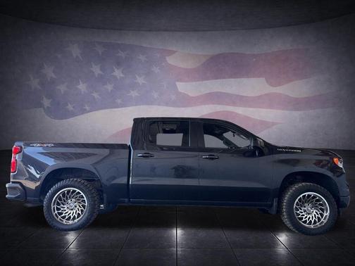 Dark Ash 2022 Chevrolet Silverado 1500 RST