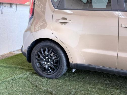 2014 Kia Soul Base