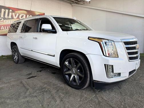 2016 Cadillac Escalade ESV Premium