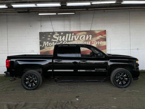 2018 Chevrolet Silverado 1500 Custom