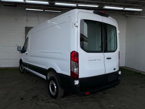 2021 Ford Transit-250 Base