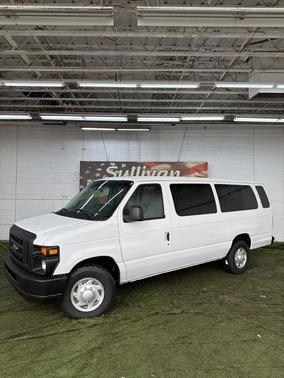 2011 Ford E350 Super Duty XL