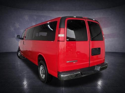 2015 Chevrolet Express 3500 LS