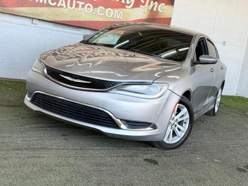 2015 Chrysler 200 Limited
