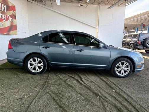 2012 Ford Fusion SE