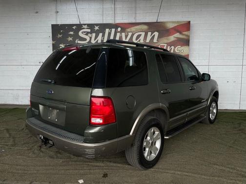 2004 Ford Explorer Eddie Bauer