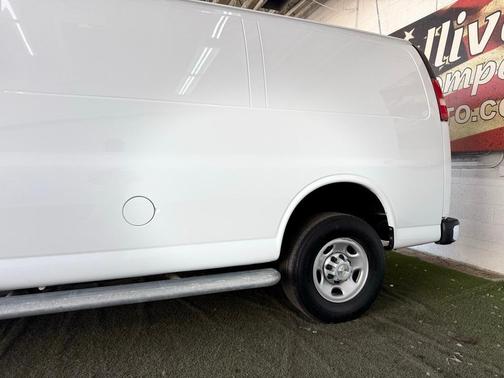 2023 Chevrolet Express 2500 Work Van