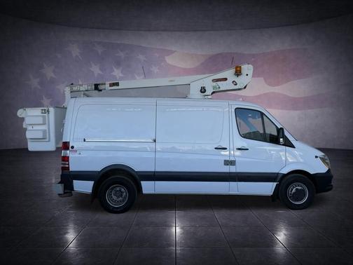 Arctic White 2017 Mercedes-Benz Sprinter 3500 144 WB Standard Roof Cargo