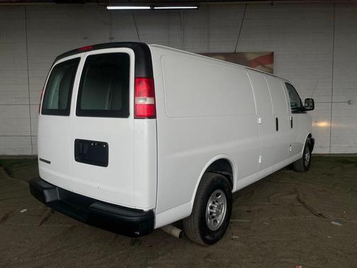 2017 Chevrolet Express 3500 Work Van
