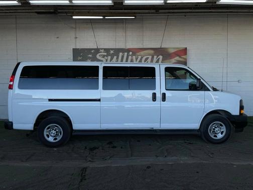 2023 Chevrolet Express 3500 LS