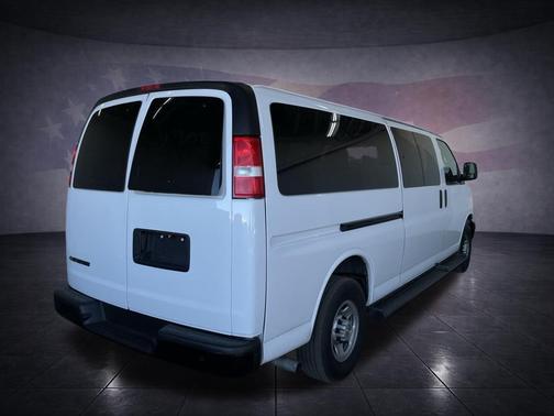 2023 Chevrolet Express 3500 LS