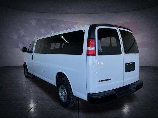 2023 Chevrolet Express 3500 LS