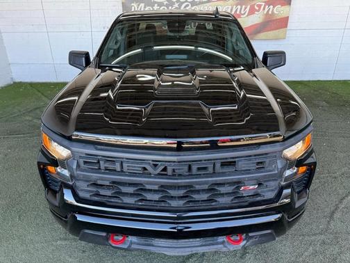 2023 Chevrolet Silverado 1500 Custom Trail Boss