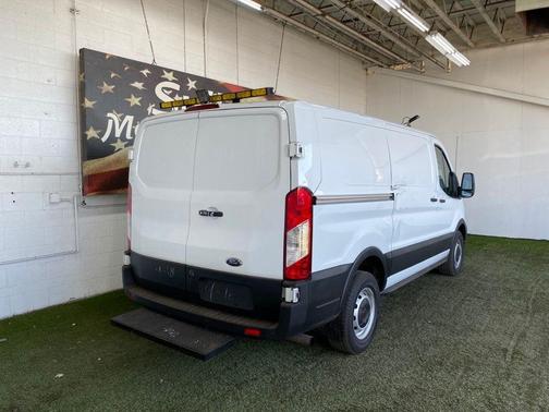 2021 Ford Transit-250 Base