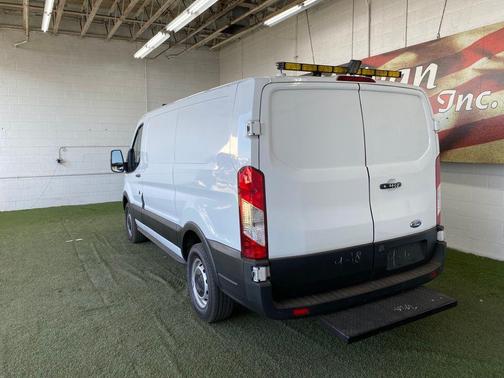 2021 Ford Transit-250 Base