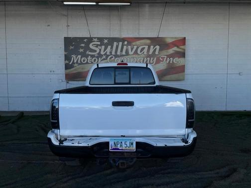 2014 Toyota Tacoma Base