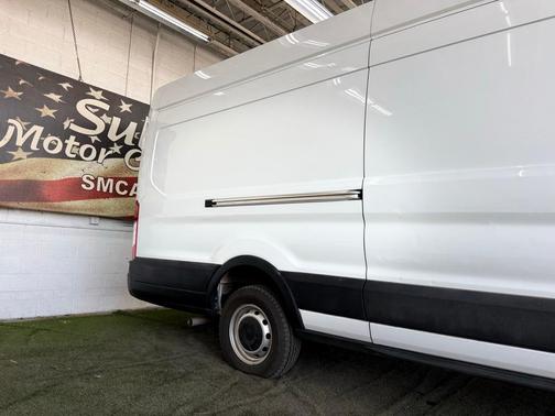 2021 Ford Transit-250 Base