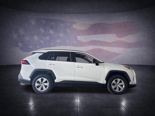 Super White 2020 Toyota RAV4 LE