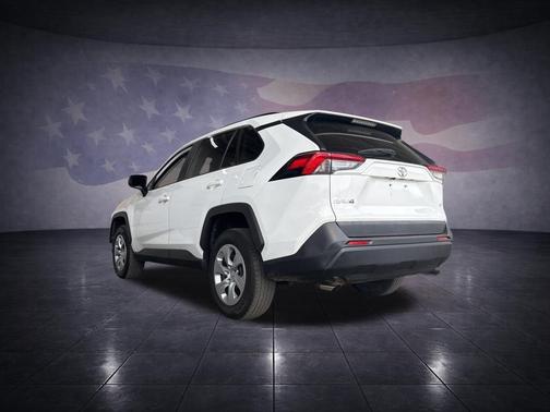 Super White 2020 Toyota RAV4 LE