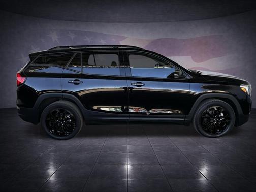 Ebony 2020 GMC Terrain SLT