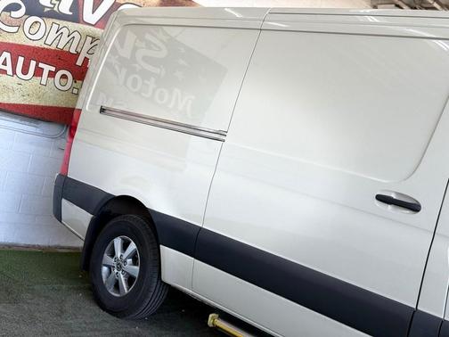 2022 Mercedes-Benz Sprinter 1500 Standard Roof