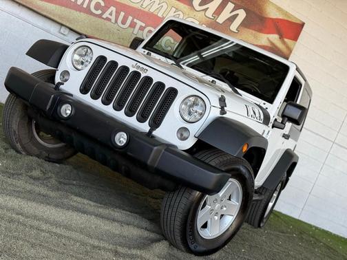 2015 Jeep Wrangler Sport
