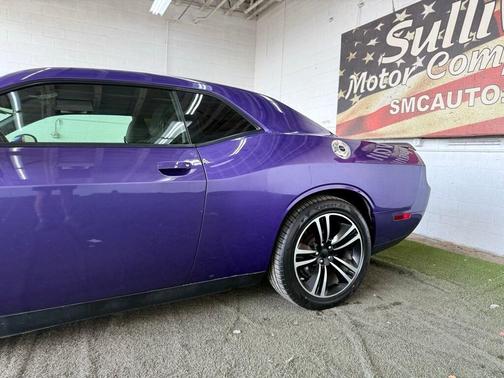 2013 Dodge Challenger SRT8 Core