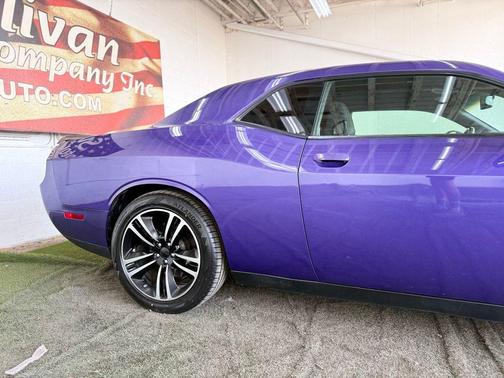 2013 Dodge Challenger SRT8 Core