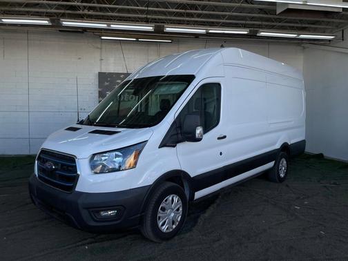 2022 Ford E-Transit Base
