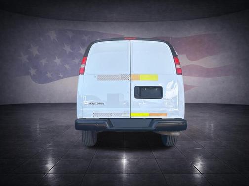 Summit White 2014 Chevrolet Express 2500 Work Van