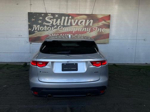 2019 Jaguar F-PACE 25t Premium