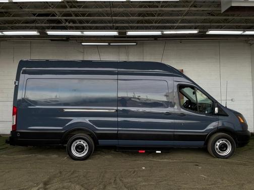 2019 Ford Transit-250 Base