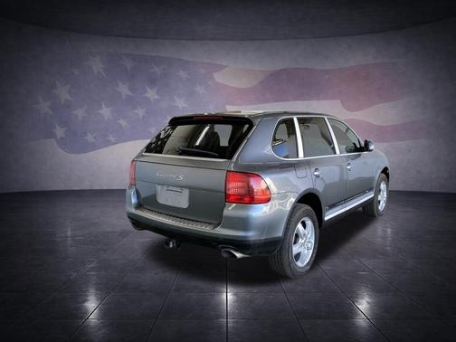 2004 Porsche Cayenne S