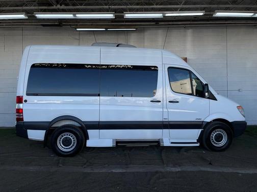 2011 Mercedes-Benz Sprinter 2500
