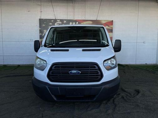 2017 Ford Transit-150 XL