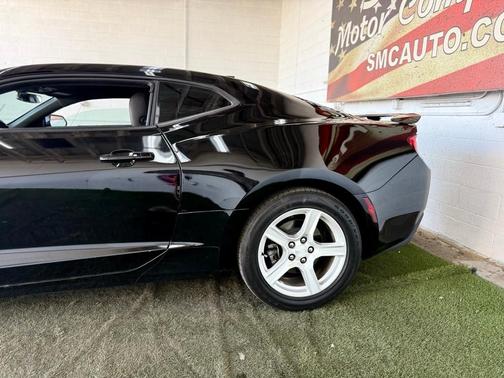 2016 Chevrolet Camaro 1LT