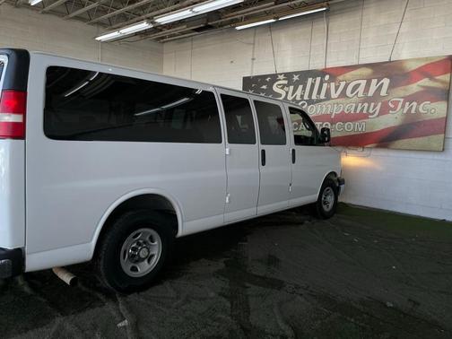 2016 Chevrolet Express 3500 LT