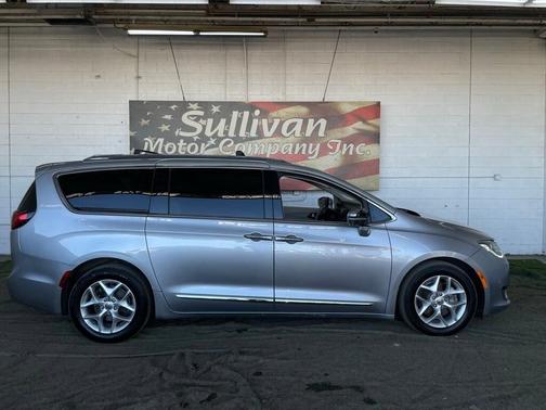 2020 Chrysler Pacifica Limited