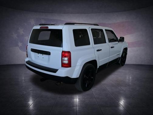 Bright White 2017 Jeep Patriot Sport