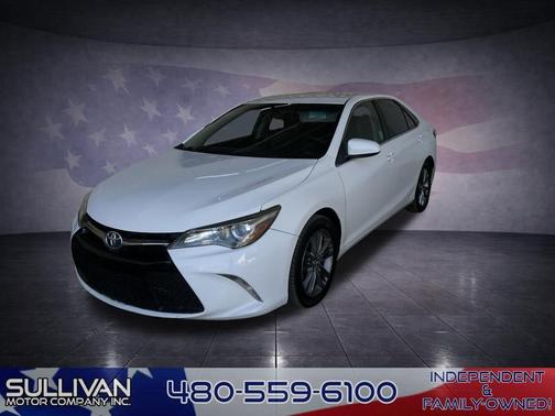Super White 2016 Toyota Camry