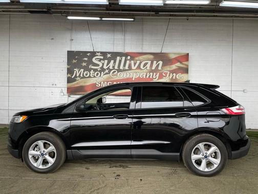 2020 Ford Edge SE