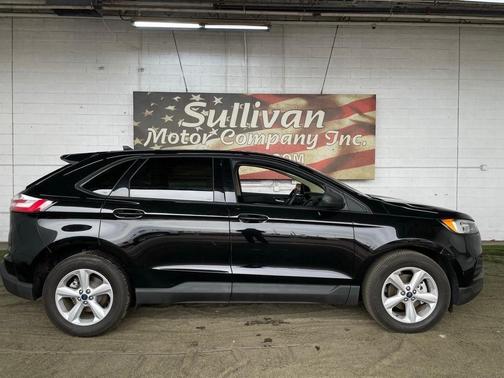 2020 Ford Edge SE