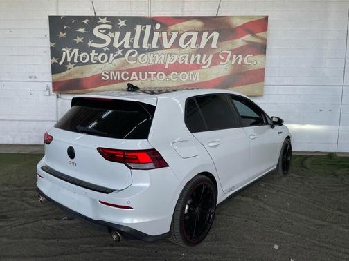 2023 Volkswagen Golf GTI 2.0T 40th Anniversary Edition