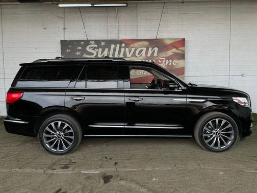 2018 Lincoln Navigator Select