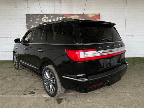 2018 Lincoln Navigator Select